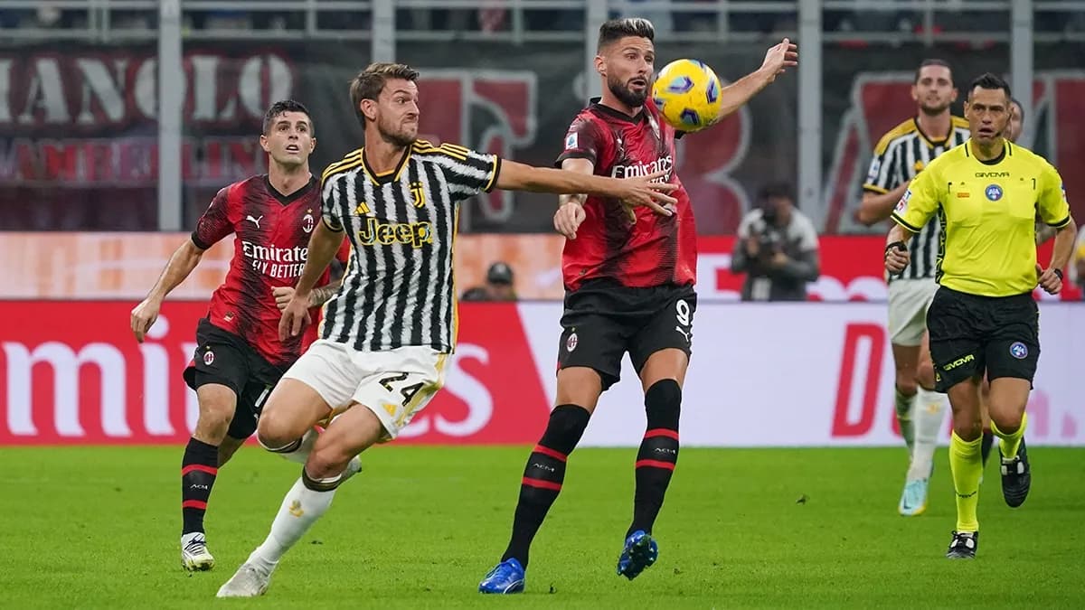 Serie A Italian football with pitch-side sports sponsorship and stadium branding - World Sports Advertising
